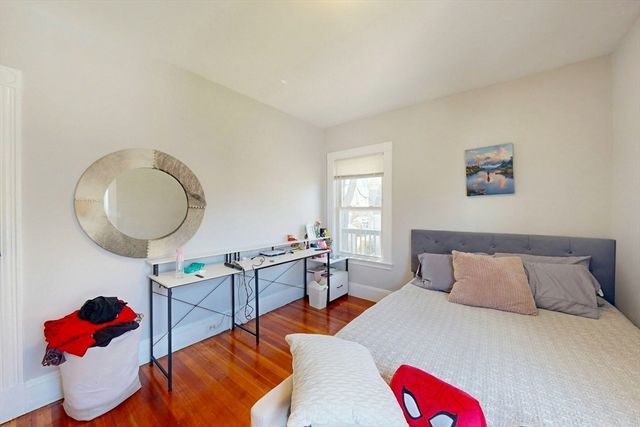 22 Adams St, Winthrop, MA 02152