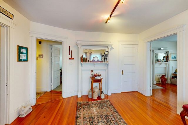 22 Adams St, Winthrop, MA 02152