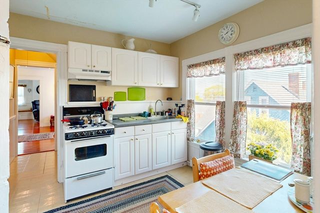 22 Adams St, Winthrop, MA 02152