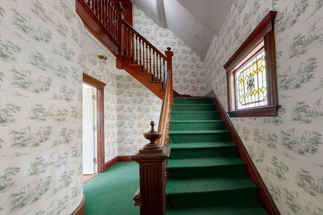 22 Adams St, Winthrop, MA 02152