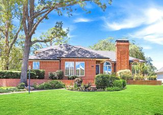1601 Brandywine Dr, Tyler, TX 75703