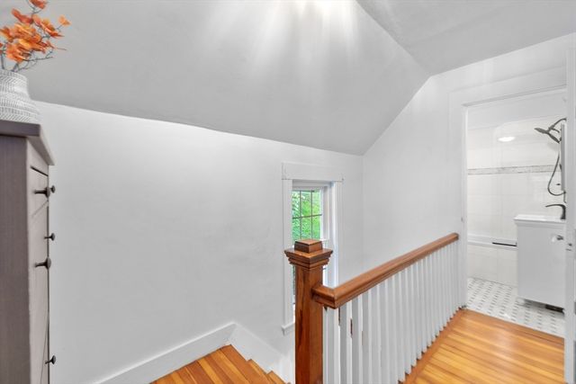 42 Wood St, Woburn, MA 01801
