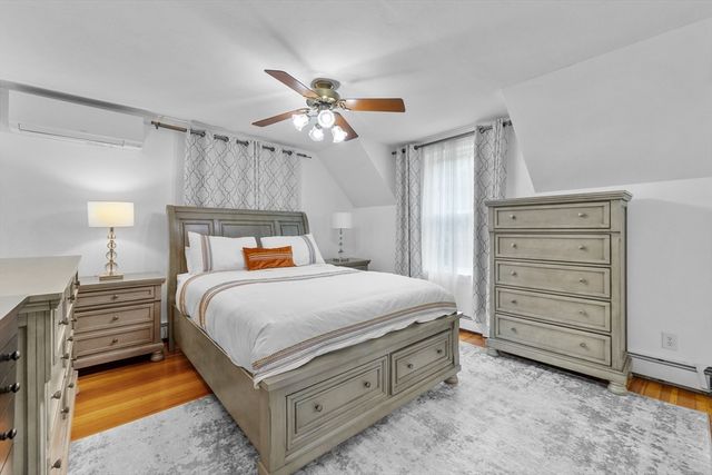 42 Wood St, Woburn, MA 01801