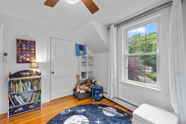 42 Wood St, Woburn, MA 01801