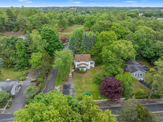 42 Wood St, Woburn, MA 01801