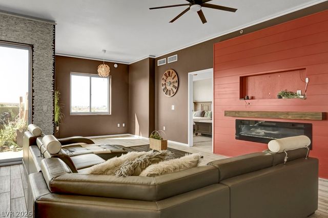 8255 Las Vegas Boulevard 502, Las Vegas, NV 89123