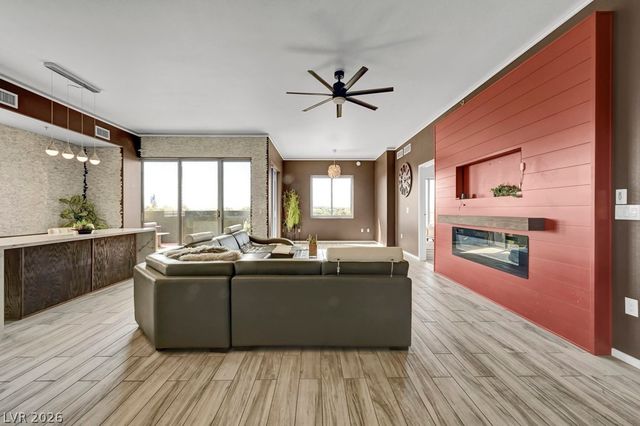 8255 Las Vegas Boulevard 502, Las Vegas, NV 89123