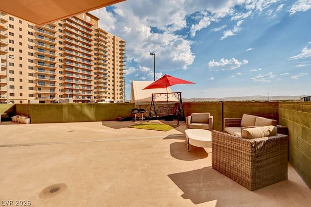 8255 Las Vegas Boulevard 502, Las Vegas, NV 89123