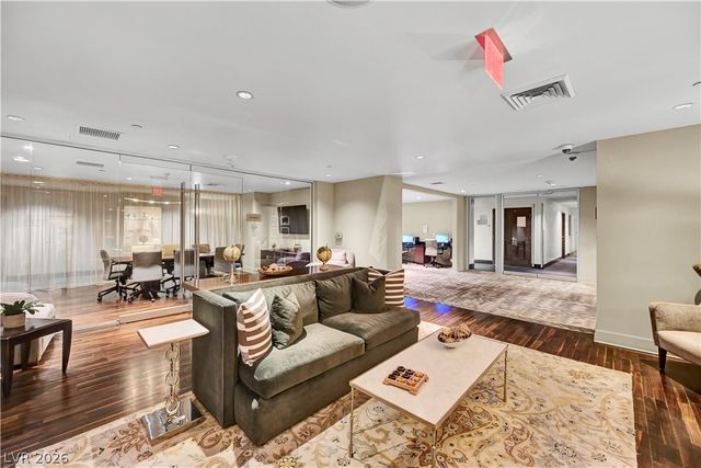 8255 Las Vegas Boulevard 502, Las Vegas, NV 89123