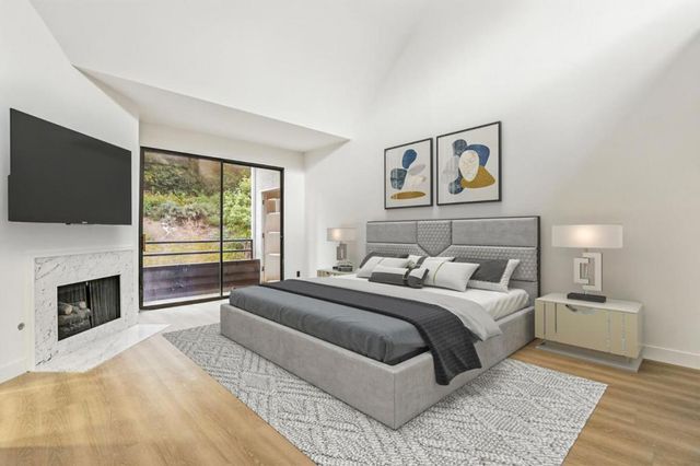 4728 Park Encino Lane 318, Encino, CA 91436