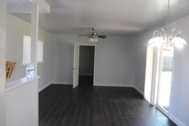 4636 E Cortland Avenue, Fresno, CA 93726