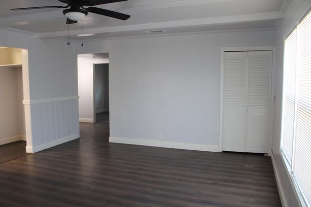 4636 E Cortland Avenue, Fresno, CA 93726