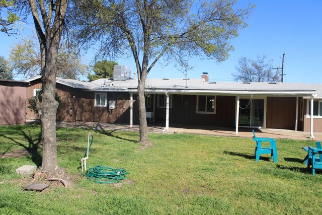 4636 E Cortland Avenue, Fresno, CA 93726