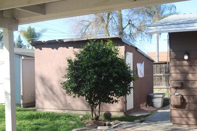 4636 E Cortland Avenue, Fresno, CA 93726