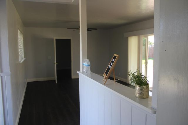 4636 E Cortland Avenue, Fresno, CA 93726