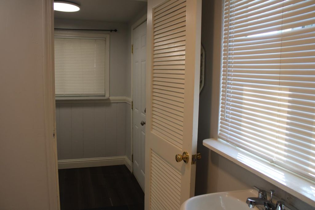 Image 24 of property listing at 4636 E Cortland Avenue, Fresno, CA 93726