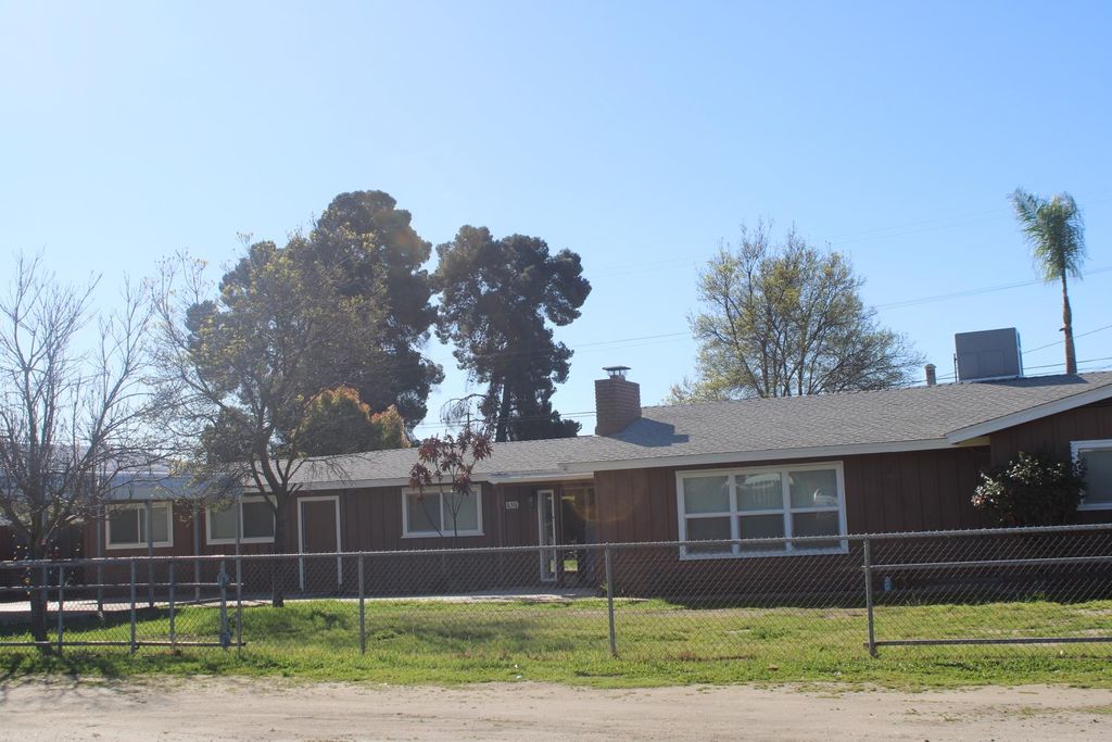 Image 53 of property listing at 4636 E Cortland Avenue, Fresno, CA 93726