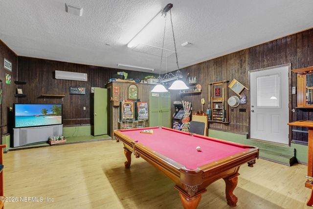 289 CHESSER Road, Hollister, FL 32147