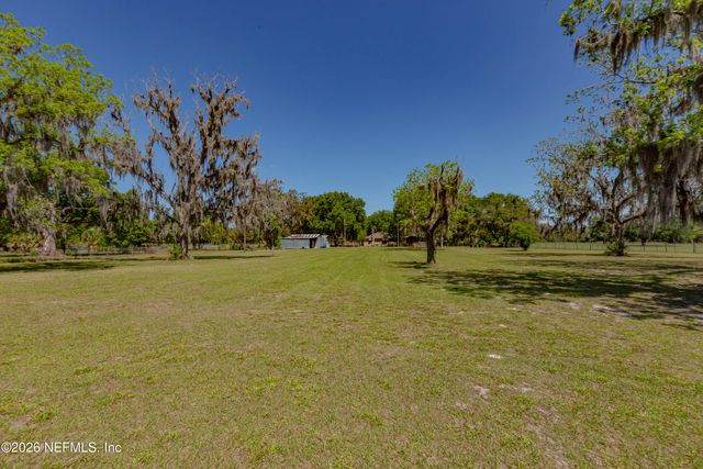 289 CHESSER Road, Hollister, FL 32147