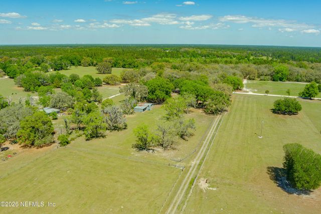 289 CHESSER Road, Hollister, FL 32147