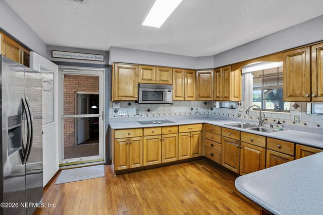 289 CHESSER Road, Hollister, FL 32147