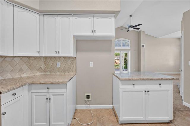 1327 E La France Drive, Fresno, CA 93720