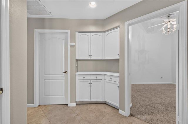 1327 E La France Drive, Fresno, CA 93720