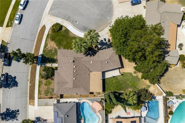 527 Nottingham Drive, Redlands, CA 92373