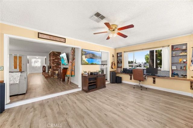 527 Nottingham Drive, Redlands, CA 92373