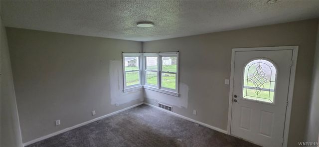 24 Starcrest Drive, Cheektowaga, NY 14225