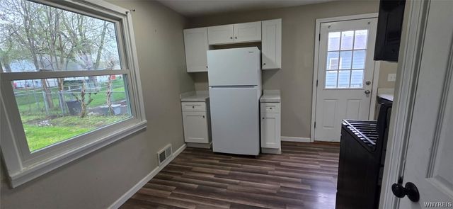 24 Starcrest Drive, Cheektowaga, NY 14225