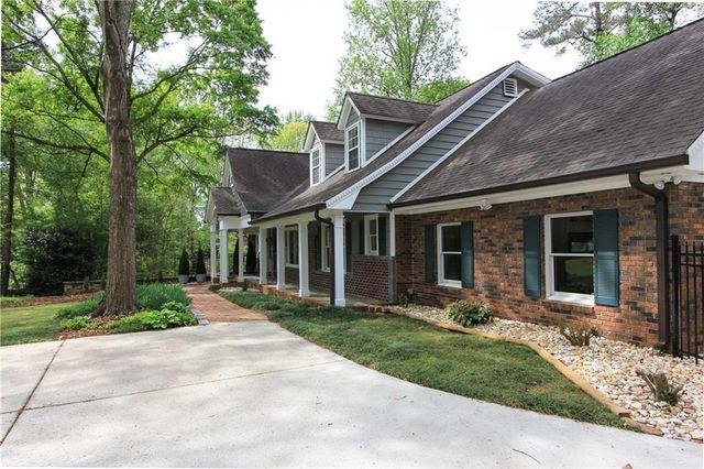 1365 Timberland Drive, Marietta, GA 30067