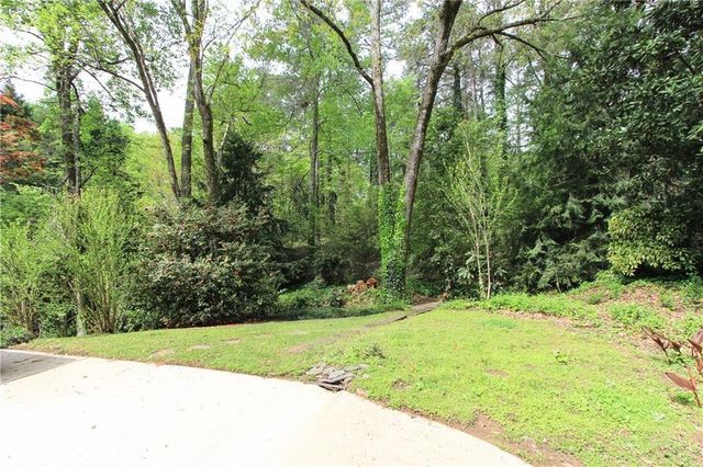 1365 Timberland Drive, Marietta, GA 30067