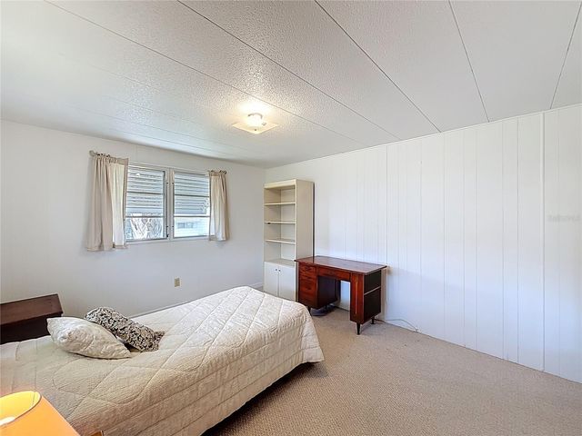 1231 ELKHART CIRCLE, Tavares, FL 32778