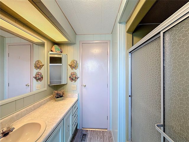 1231 ELKHART CIRCLE, Tavares, FL 32778