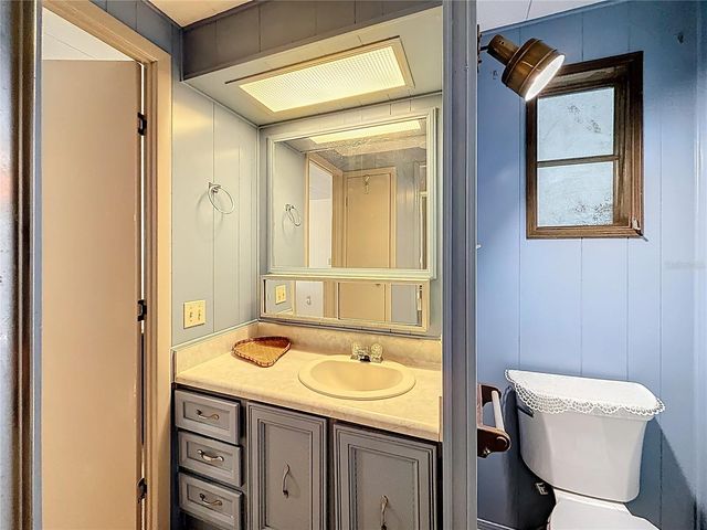 1231 ELKHART CIRCLE, Tavares, FL 32778