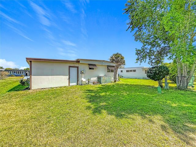 1231 ELKHART CIRCLE, Tavares, FL 32778