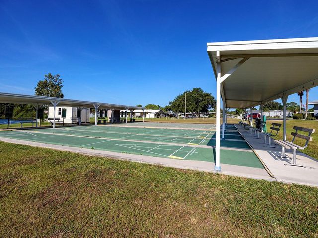 1231 ELKHART CIRCLE, Tavares, FL 32778