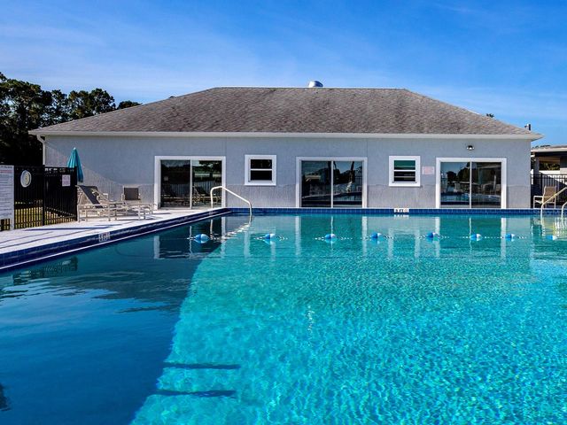 1231 ELKHART CIRCLE, Tavares, FL 32778