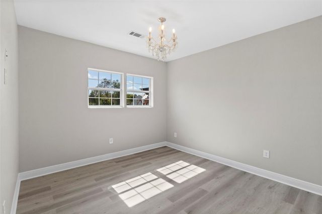 9203 Avenue G, Liverpool, TX 77577