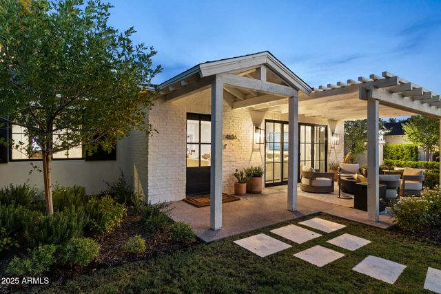 4636 E CALLE VENTURA --, Phoenix, AZ 85018