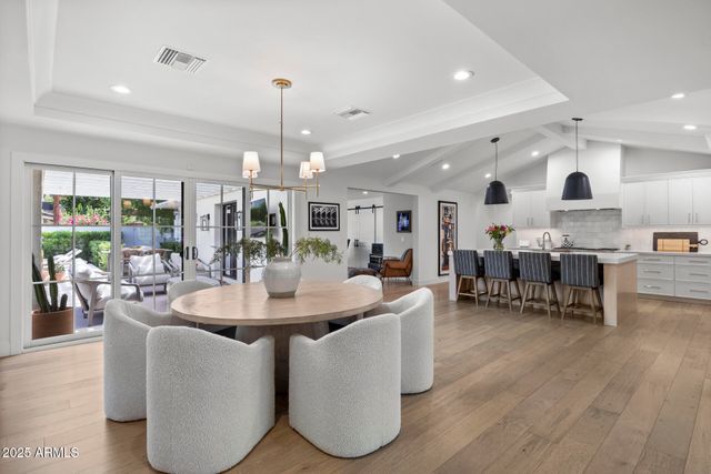 4636 E CALLE VENTURA --, Phoenix, AZ 85018