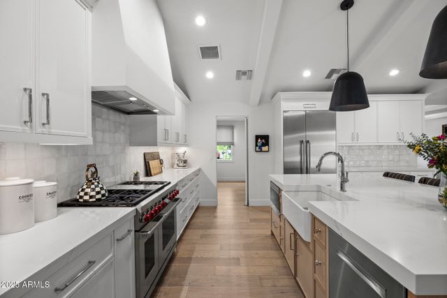 4636 E CALLE VENTURA --, Phoenix, AZ 85018