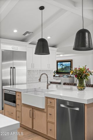 4636 E CALLE VENTURA --, Phoenix, AZ 85018