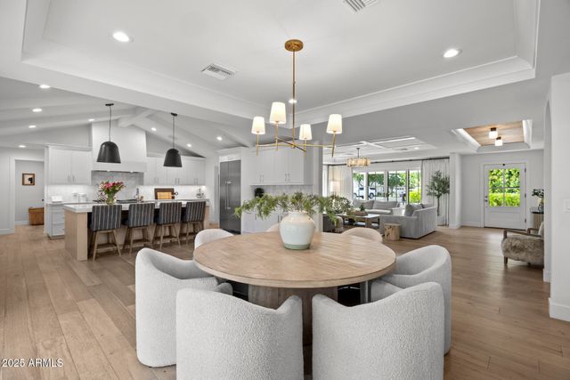 4636 E CALLE VENTURA --, Phoenix, AZ 85018