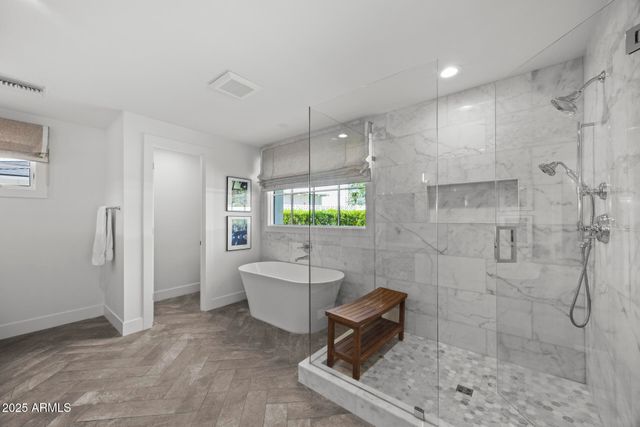 4636 E CALLE VENTURA --, Phoenix, AZ 85018