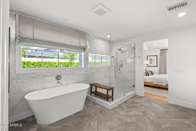 4636 E CALLE VENTURA --, Phoenix, AZ 85018