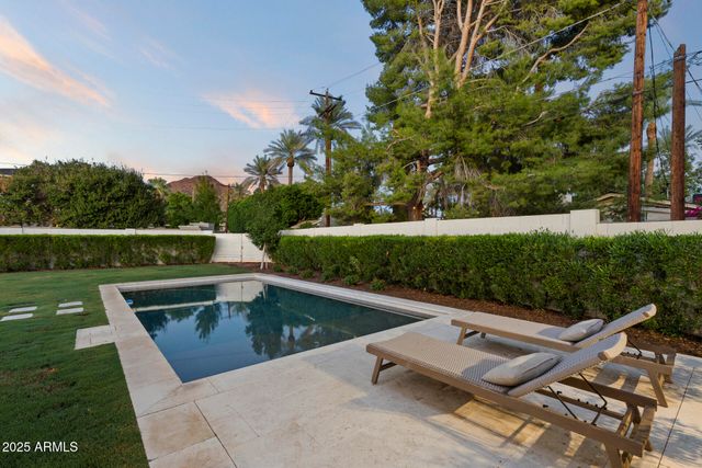 4636 E CALLE VENTURA --, Phoenix, AZ 85018