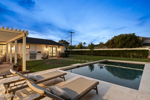 4636 E CALLE VENTURA --, Phoenix, AZ 85018