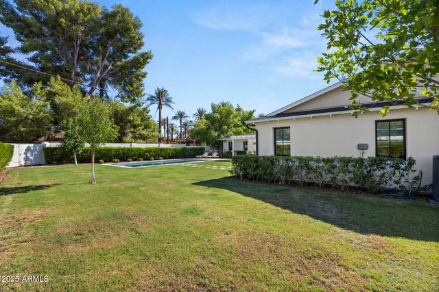 4636 E CALLE VENTURA --, Phoenix, AZ 85018